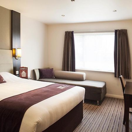 Premier Inn Glasgow Braehead Zewnętrze zdjęcie