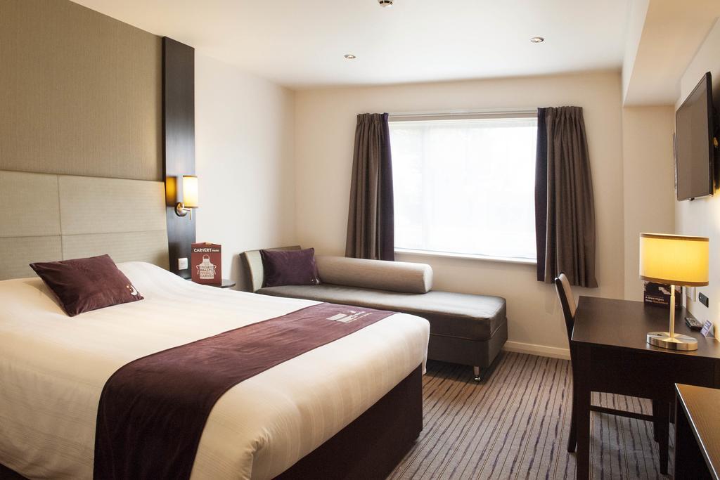 Premier Inn Glasgow Braehead Zewnętrze zdjęcie