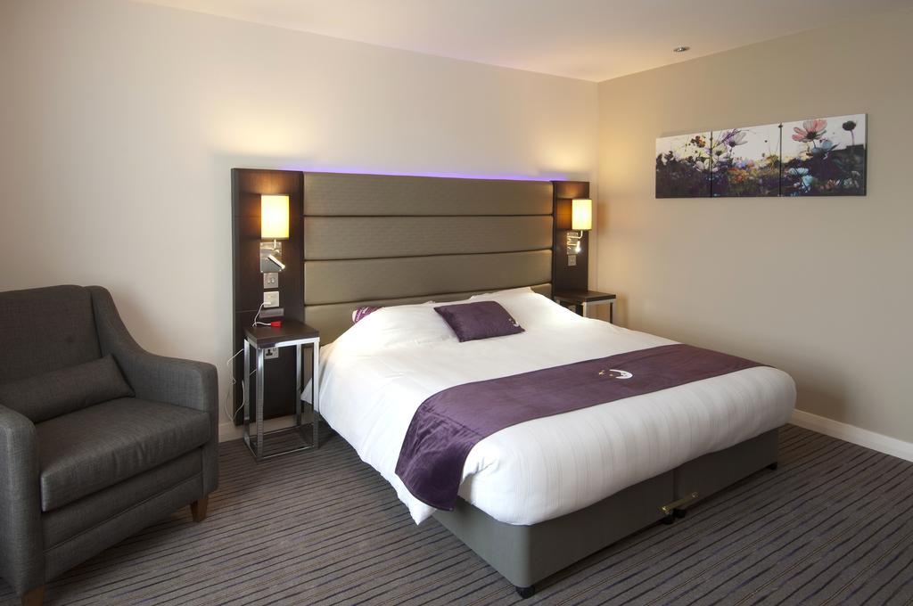 Premier Inn Glasgow Braehead Zewnętrze zdjęcie